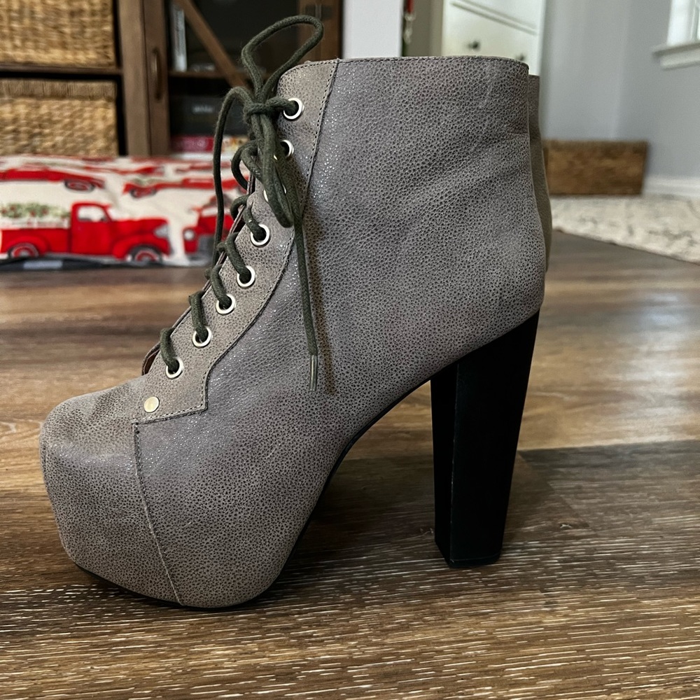 Jeffrey Campbell Lita size 7